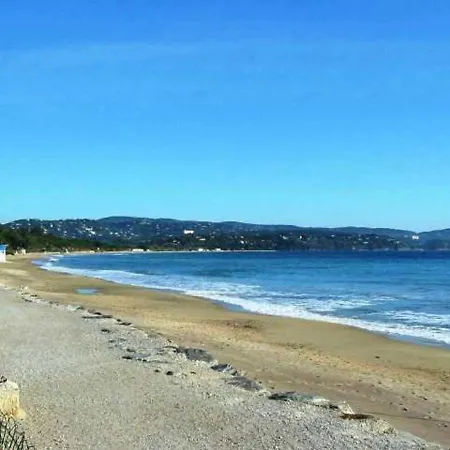 2p Pour 4 Pers Avec Piscine, Clim, Proche Plages Et Commerces - Fr-1-226b-136 *